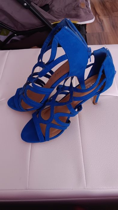 Страхотни сандали