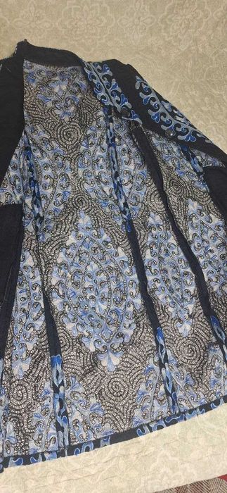 Пальто с вышивкой в национальном стиле , размер 40-42.