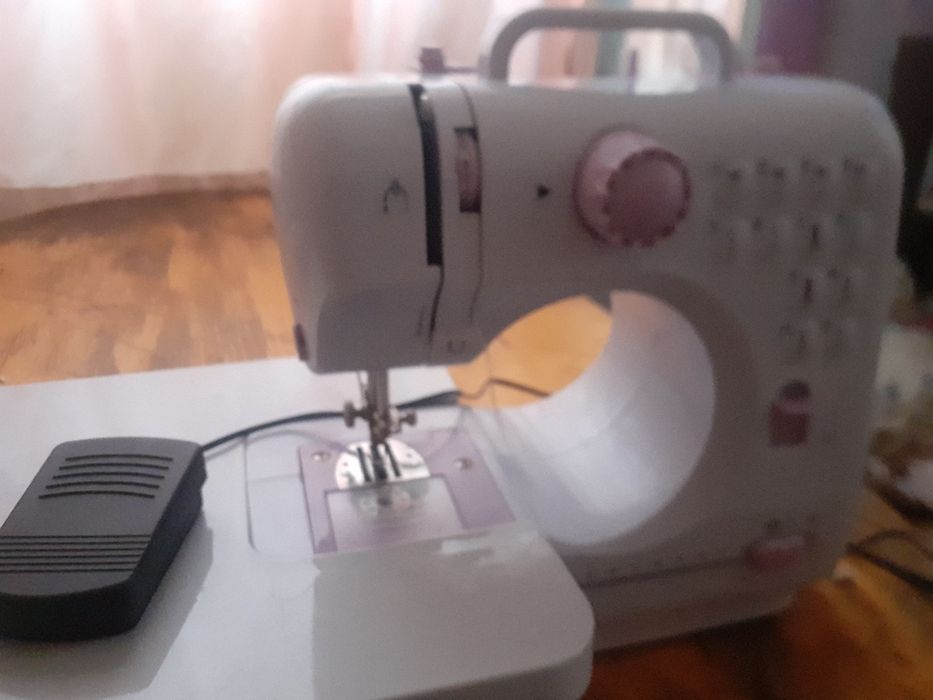 Tikuv mashinasi xolati yangi xali batareykada ishlid