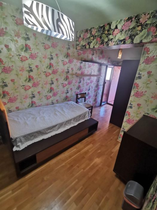 Дава се под наем Мезонет в Бургас, Център - 93 кв.м за 535.5 € - Снимка #4