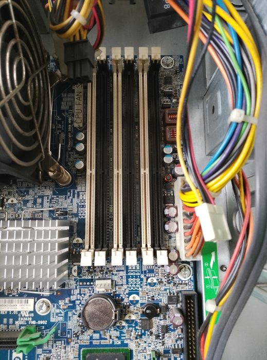 HP Z400 Workstation (аналог Core i7-920) без ОЗУ и HDD