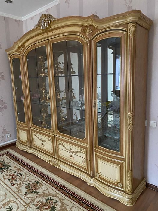 Новый Сервант , келісім бар