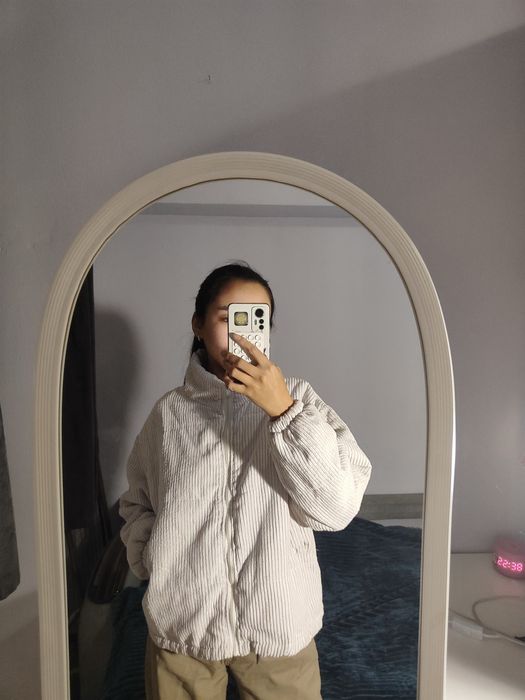 Куртка весенняя белая