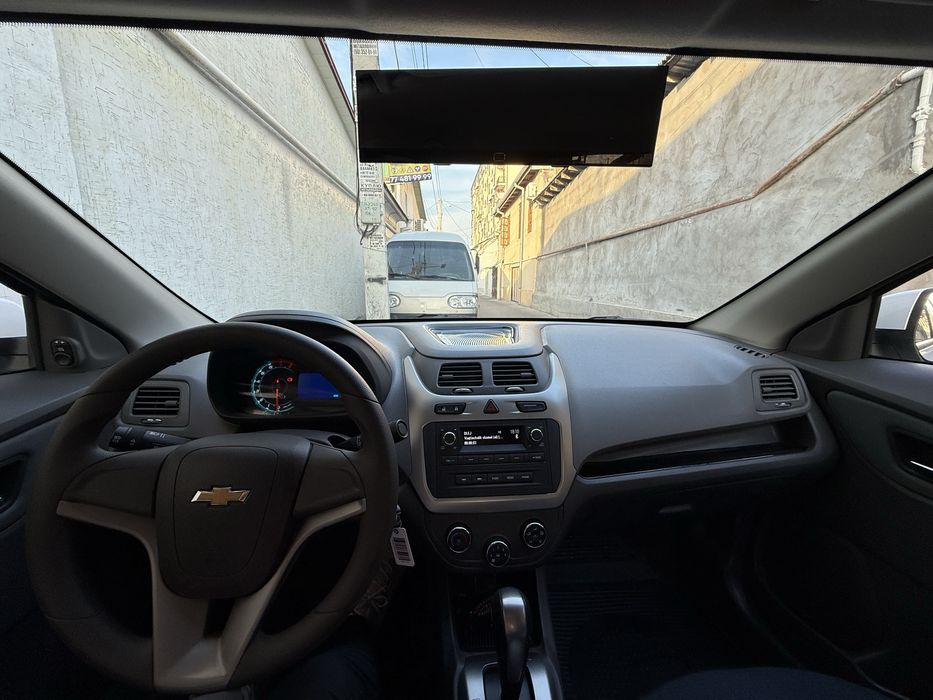 Chevrolet Cobalt 2025 — 5