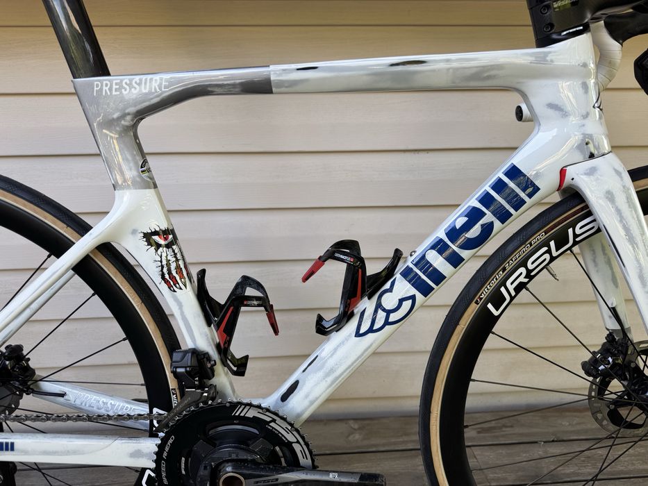 Карбонов шосеен велосипед Cinelli Pressure – Team Edition (MBH Bank Ballan CSB Colpack)
