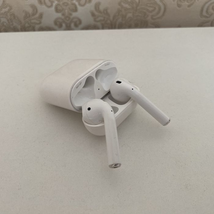 AirPods Gen 1 продам