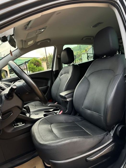 HYUNDAI ix35 2012 — imagine 30