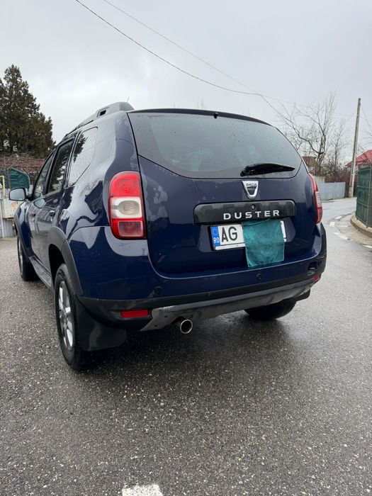 Vând Dacia Duster 2014