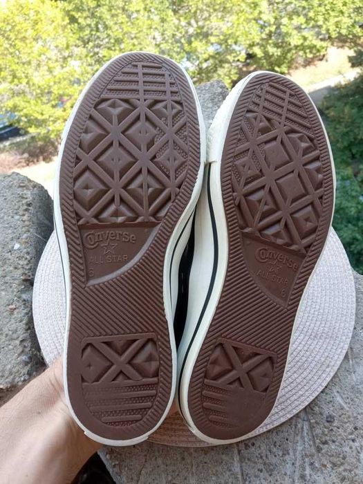 Converse All Star, mar. 39, UK 6 (24.5 cm) made in Vietnam.