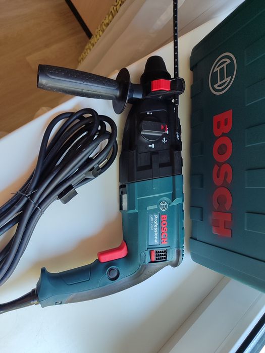 Продам новый перфоратор Bosch в кейсе