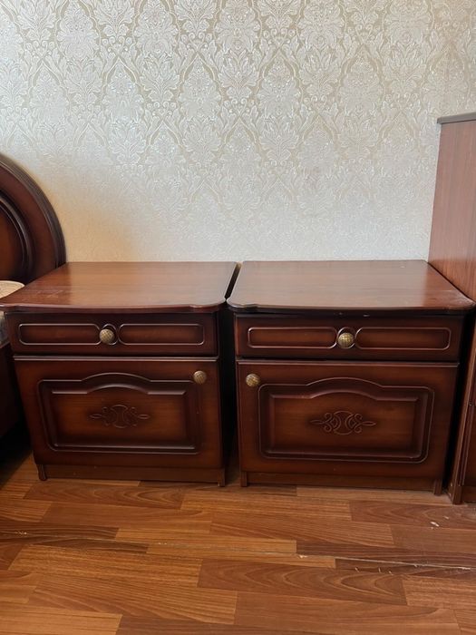 Продам спальный гарнитур