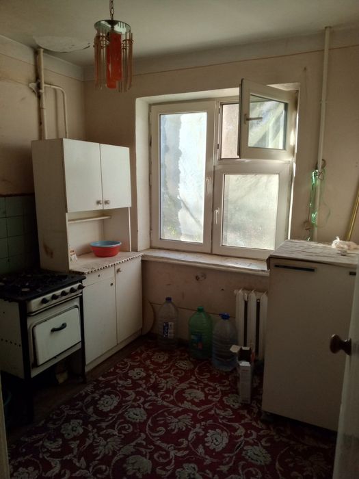 Урганч шахри, мир кафе, сес ёнида 25- дом