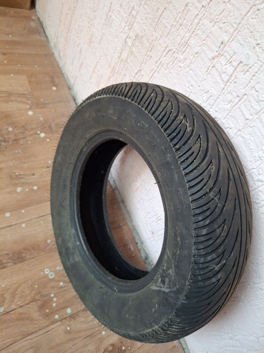 Продам шину мопеда