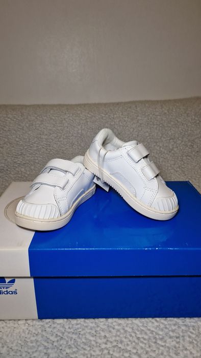 Adidasi Zara copii piele marime 22