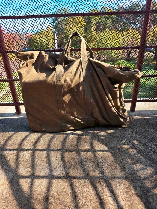 Продавам много запазени сгъваеми столчета