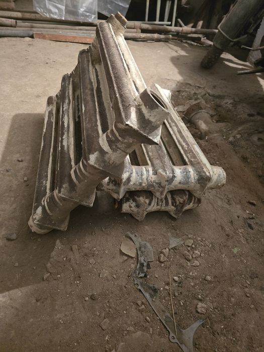 Батарея чугунная