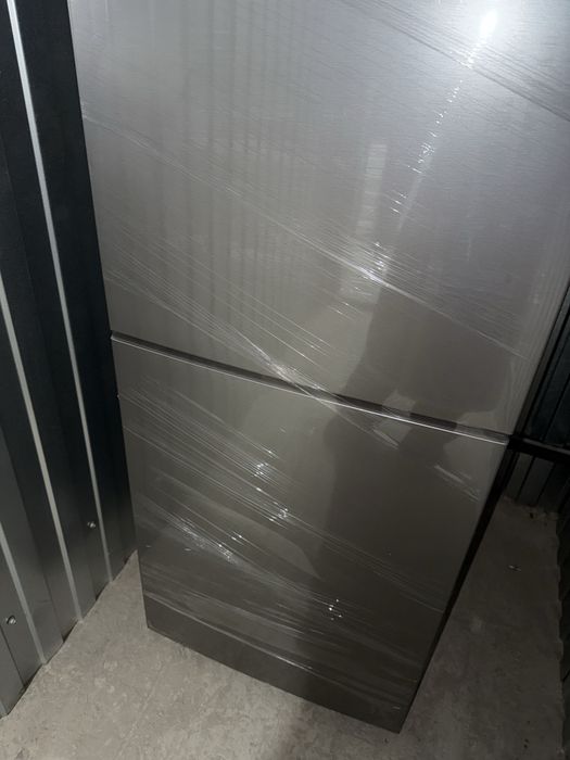 Холодильник Самсунг 180 000 тг