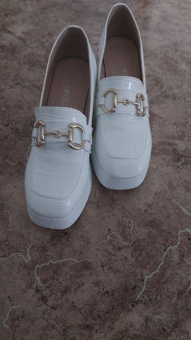 Продам новые туфли  !