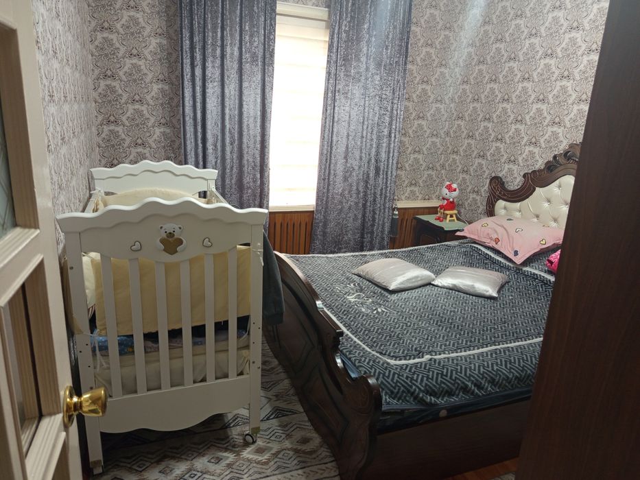 4 etajli domni 4 etajli. 3 xonali uy