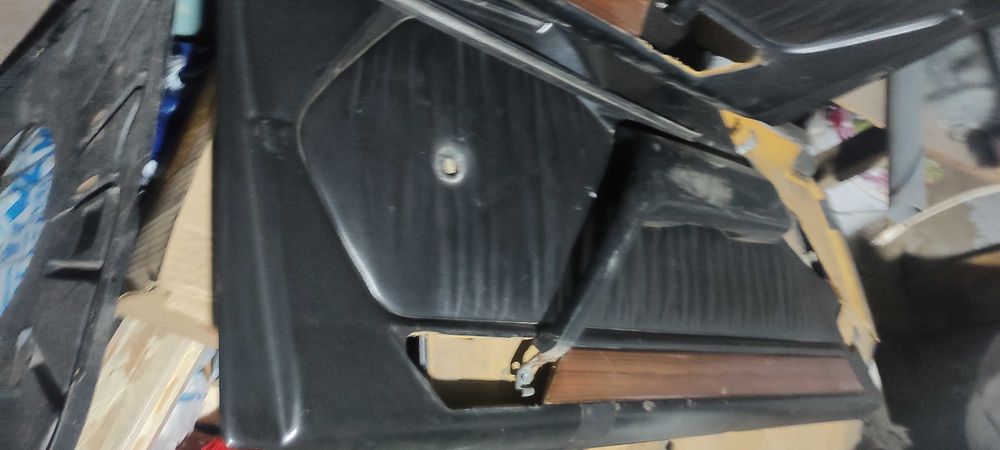 Кожаный салон черный