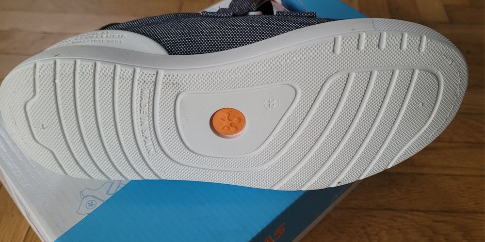 Tenisi NOI, Biomecanics