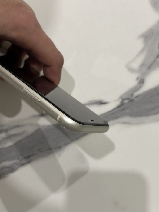 iPhone 11 White 128gb