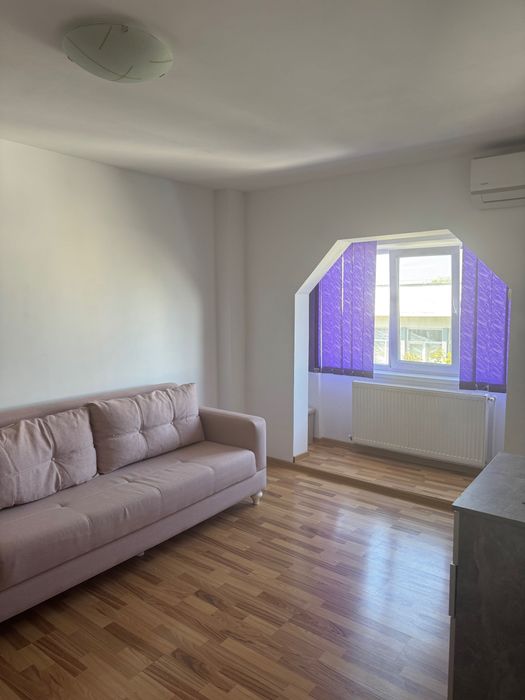 Inchiriez garsonieră