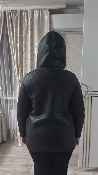 Продам дубленку натуралку.