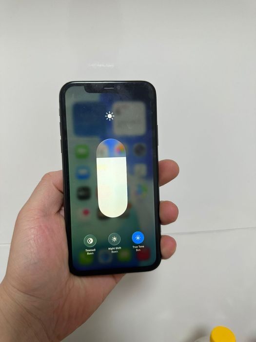 iPhone 11 память 128гб