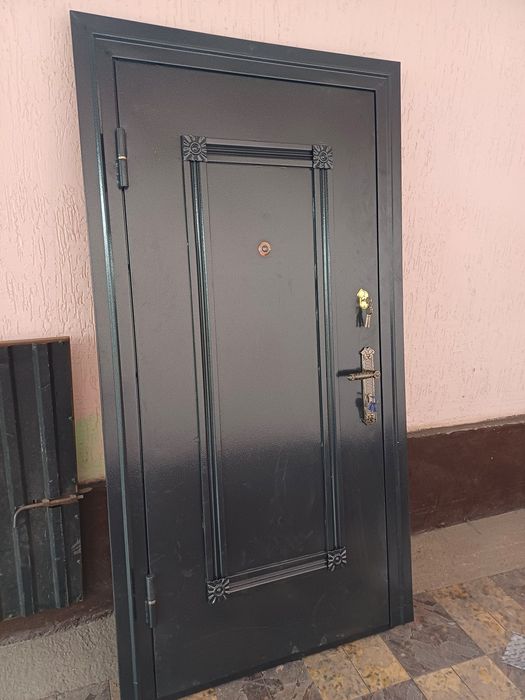 Дверь металлический одинарный