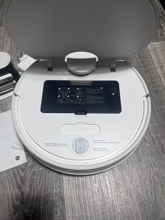 Продам робот-пылесос Xiaomi Robot Vacuum S10