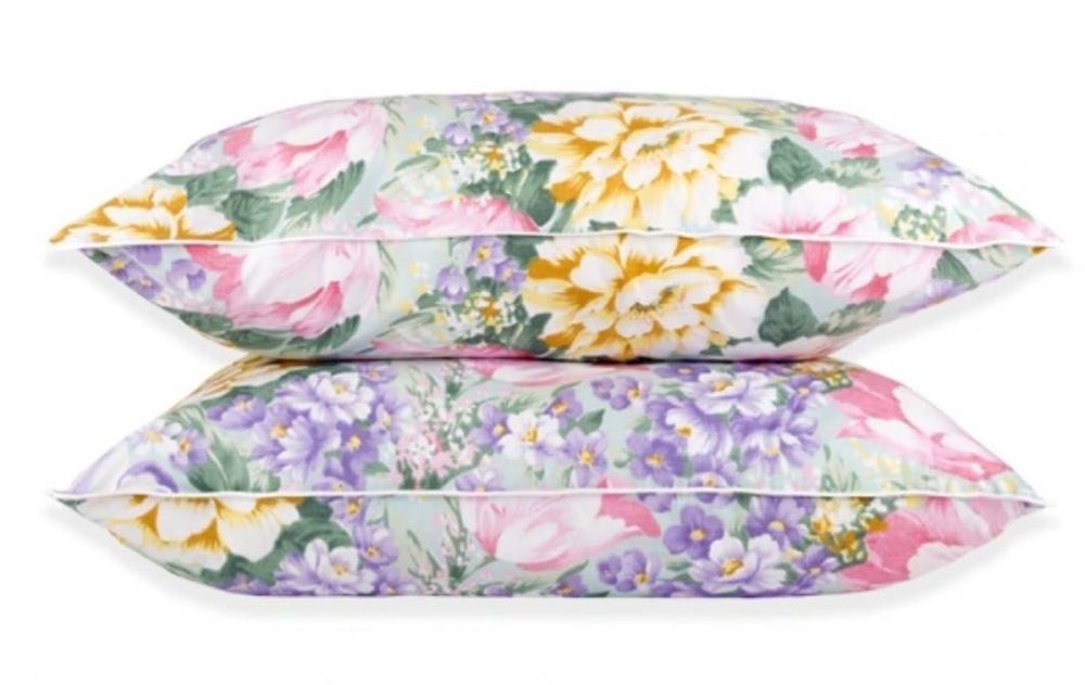 Vând perne noi din pene și puf de gâscă