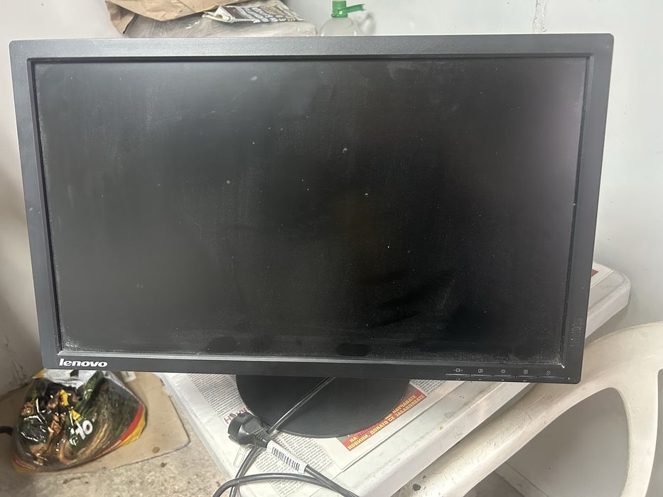 Монитор  за офис