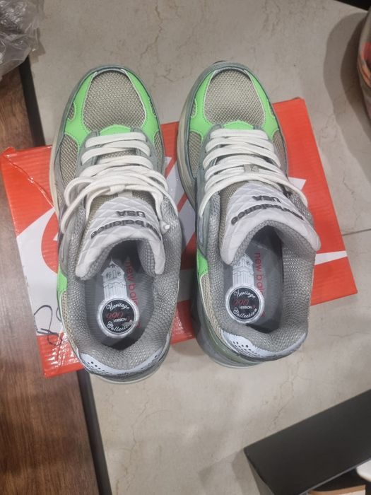 Продам кроссовки