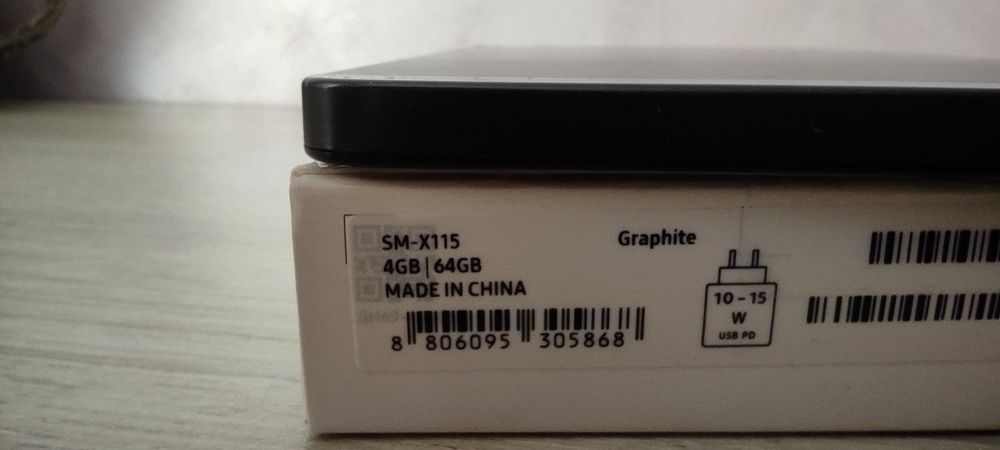 Samsung galaxy tab A9 LTE SIM 8.7inch