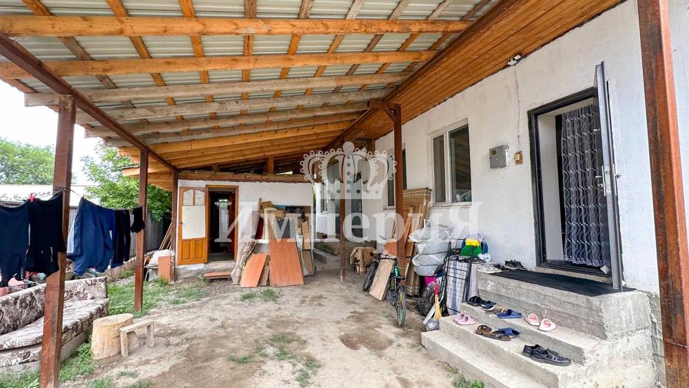 Дом под квартиру на продаже Санжар