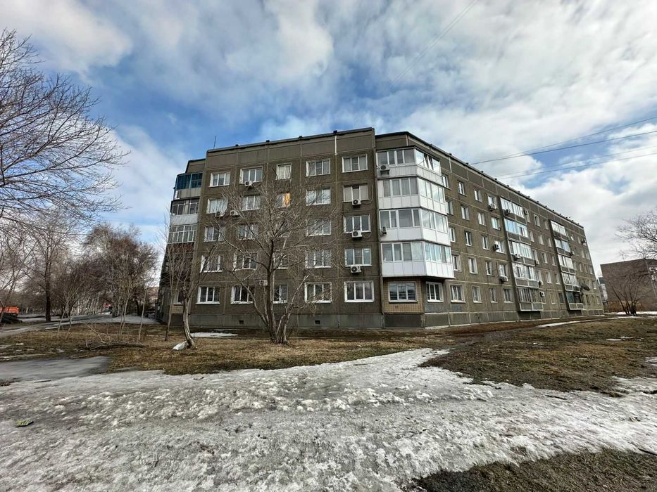 3-комнатная квартира · 70 м² · 3/5 этаж, Новаторов 8