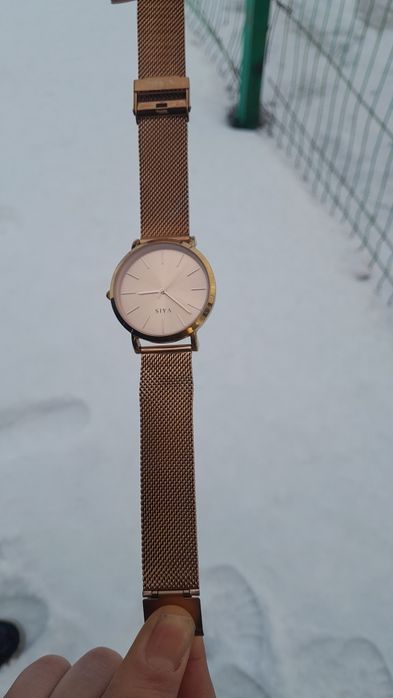 Позолоченные часы