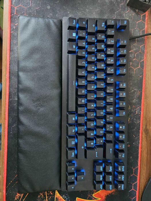 Tastatura Razer huntsman v2 tenkeyless (layout german) NEGOCIABIL