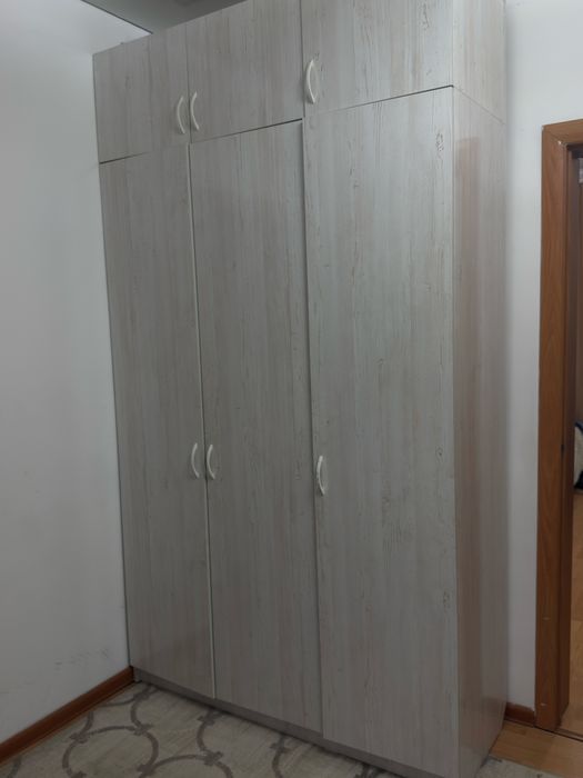 Продам мебель,гарнитур, шкаф!