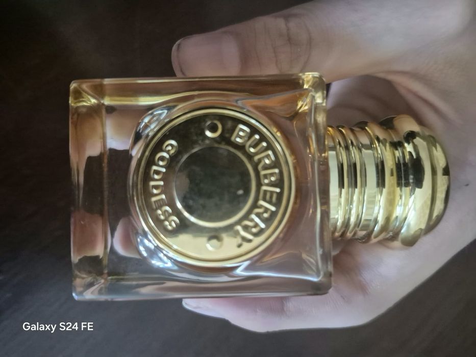 духи burberry goddes