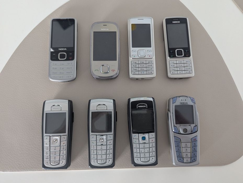 Lot telefoane de colecție NOKIA, 6700, 7230, 6300, 6230i, 6820a
