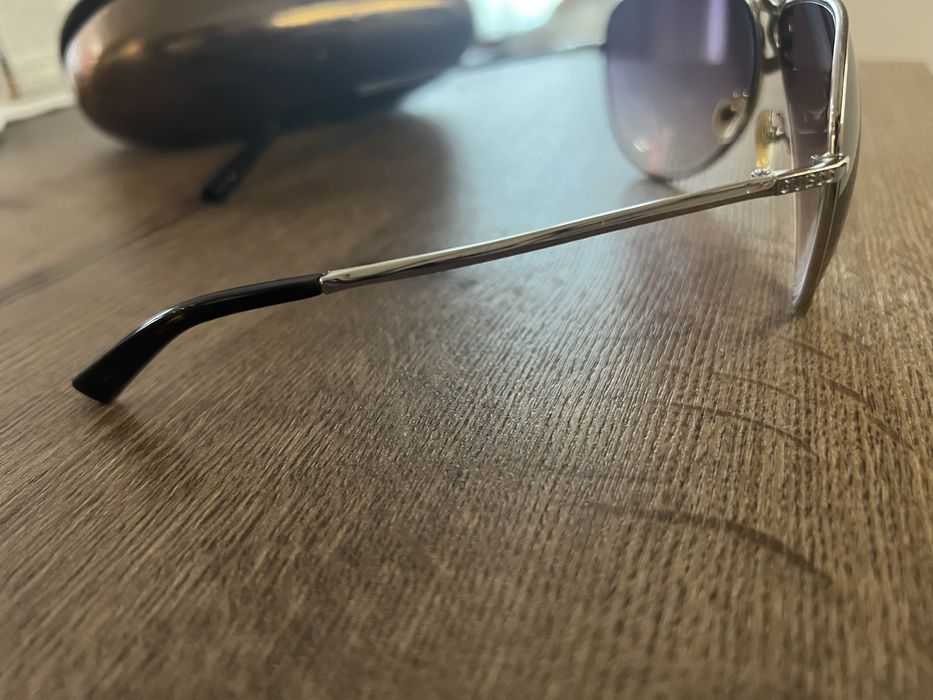 Очила GUESS с калъф