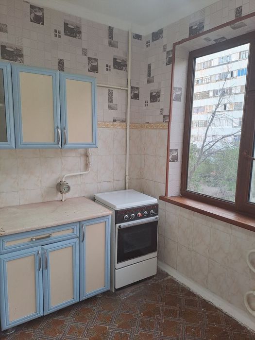 3 хонали квартира сотилади 2 мкр 3 дом 3 этаж