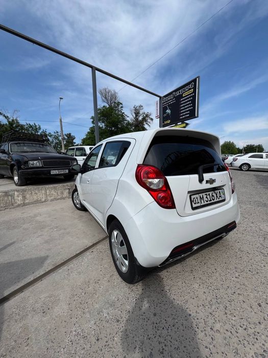 Chevrolet Spark 2015 — 3
