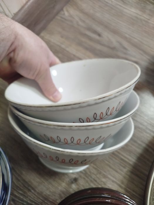 Продам посуду разную.