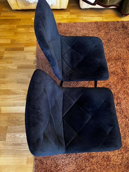 Scaun HILLEVI in tesatura albastru marin