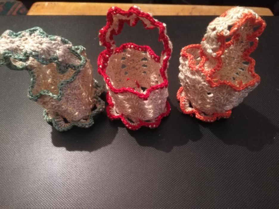 Плетени Великденски кошнички за яйца