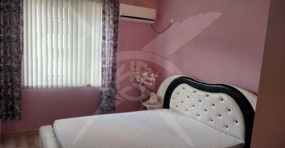 Дава се под наем Двустаен апартамент в Варна, Център - 57 кв.м за 350 € - Снимка #2