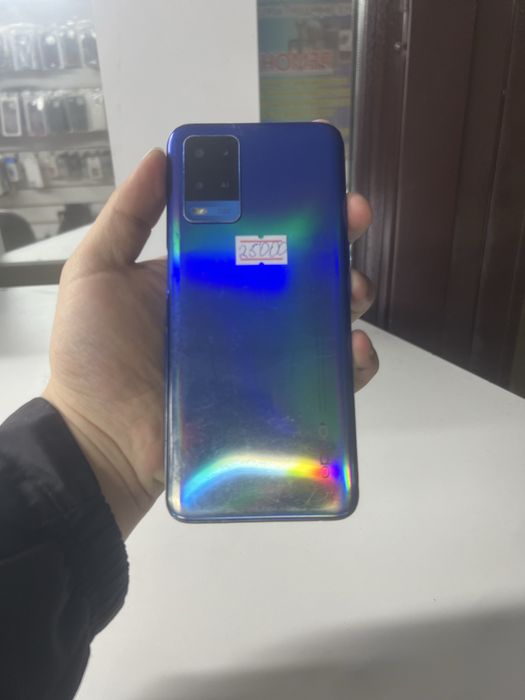 Продается телефоны 15000